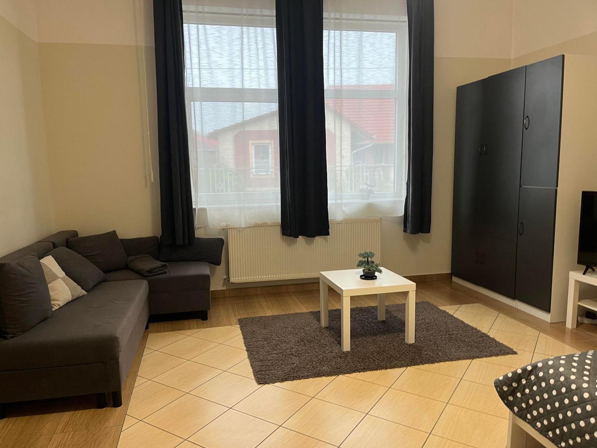 Idill Apartmanhaz B&B Tiszafüred 외부 사진